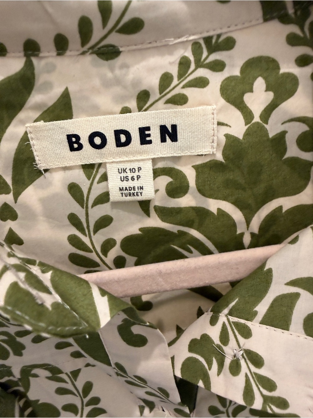 Long Sleeve Button-Front Midi Dress in Olive Floral Boden Ellie Cotton Maxi - Picture 3 of 3